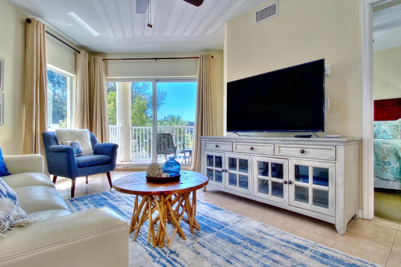 Sunset Vistas Condo 203S St. Pete Beach Bagian luar foto